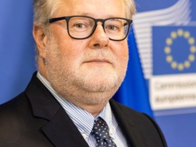 Zu sehen ist Wolfgang Philipp.