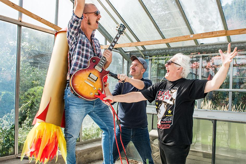 drei Männer in Rocker-Pose