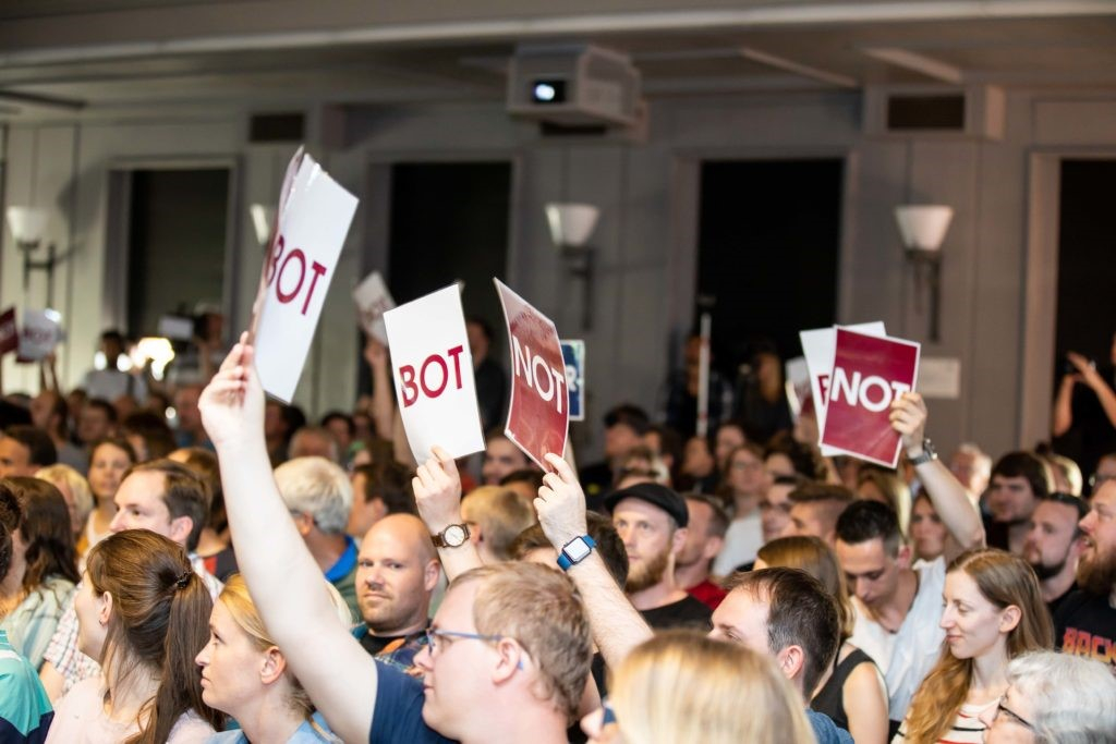 Veranstaltungen des Haus der Wissenschaft Braunschweig "Bot or Not"