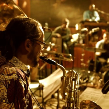 Das Bild zeigt die Big Band aus dem Film "Le Mali 70".