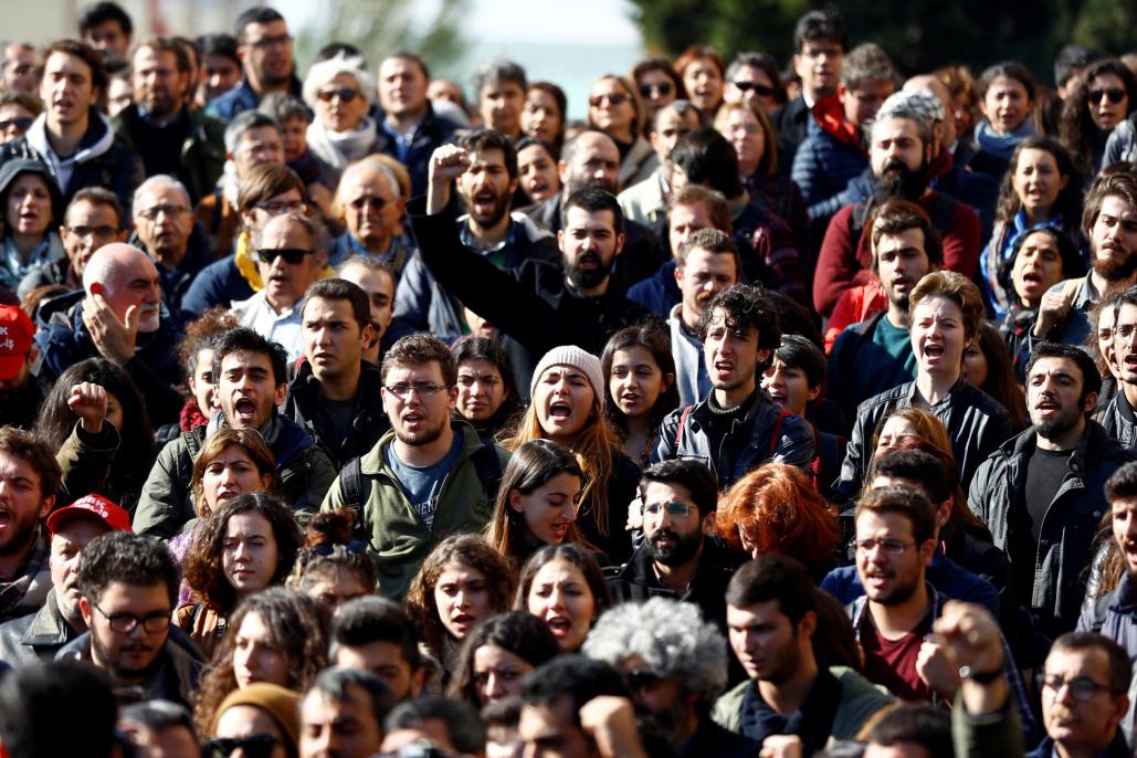 Protest am Beyazit-Platz vor der Universität Istanbul 