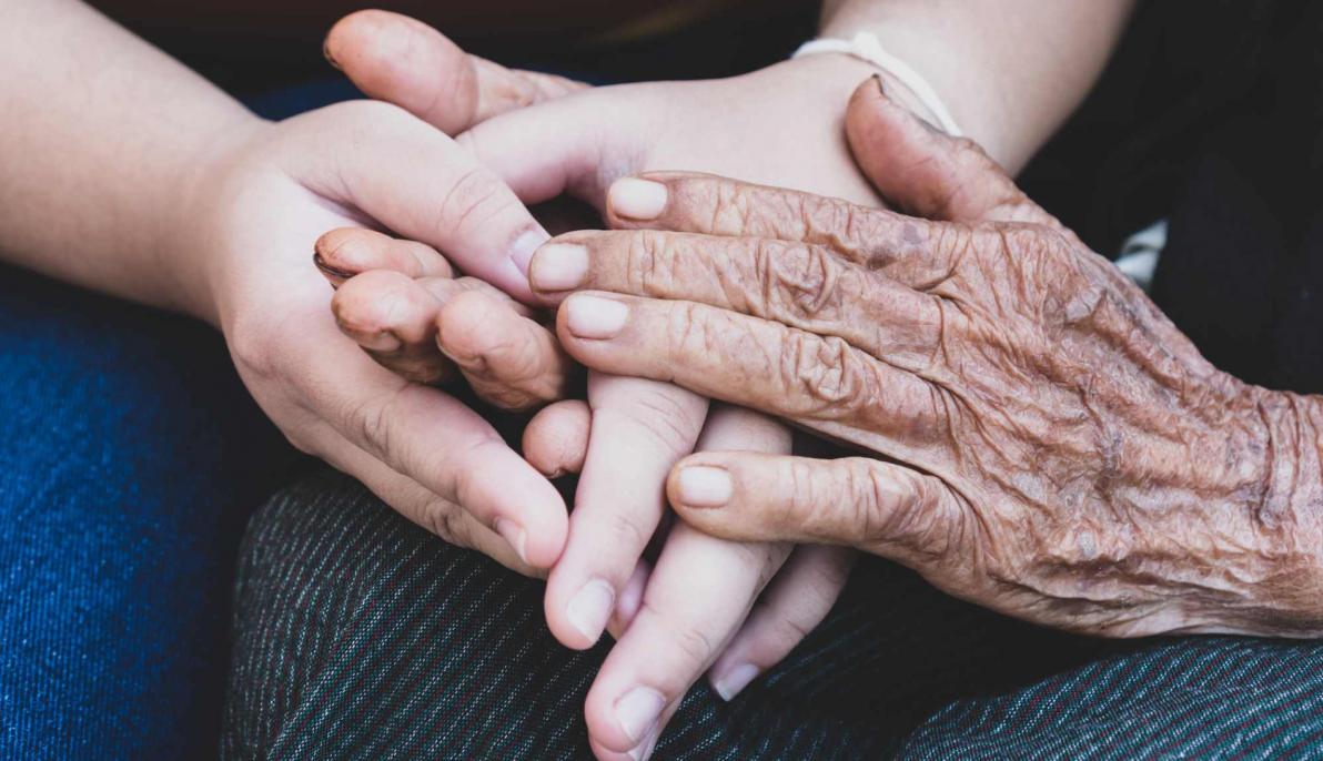 Gesucht werden Projekte, welche Fragestellungen zur alternden Gesellschaft und den daraus resultierenden Herausforderungen und Potenzialen für Europa untersuchen.
