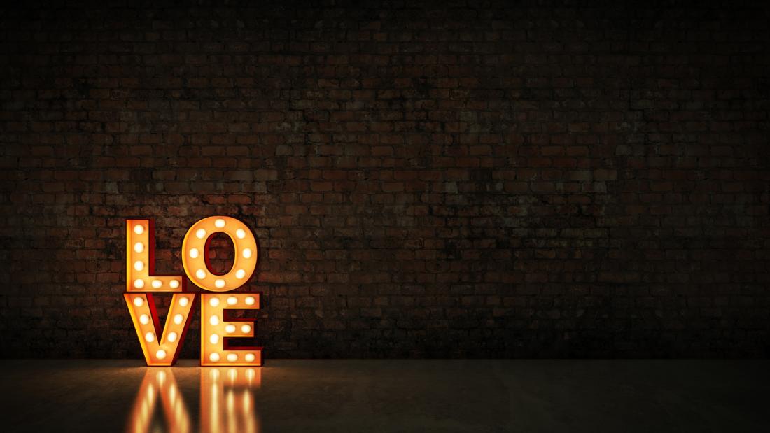 "LOVE"-Leuchtreklameschild